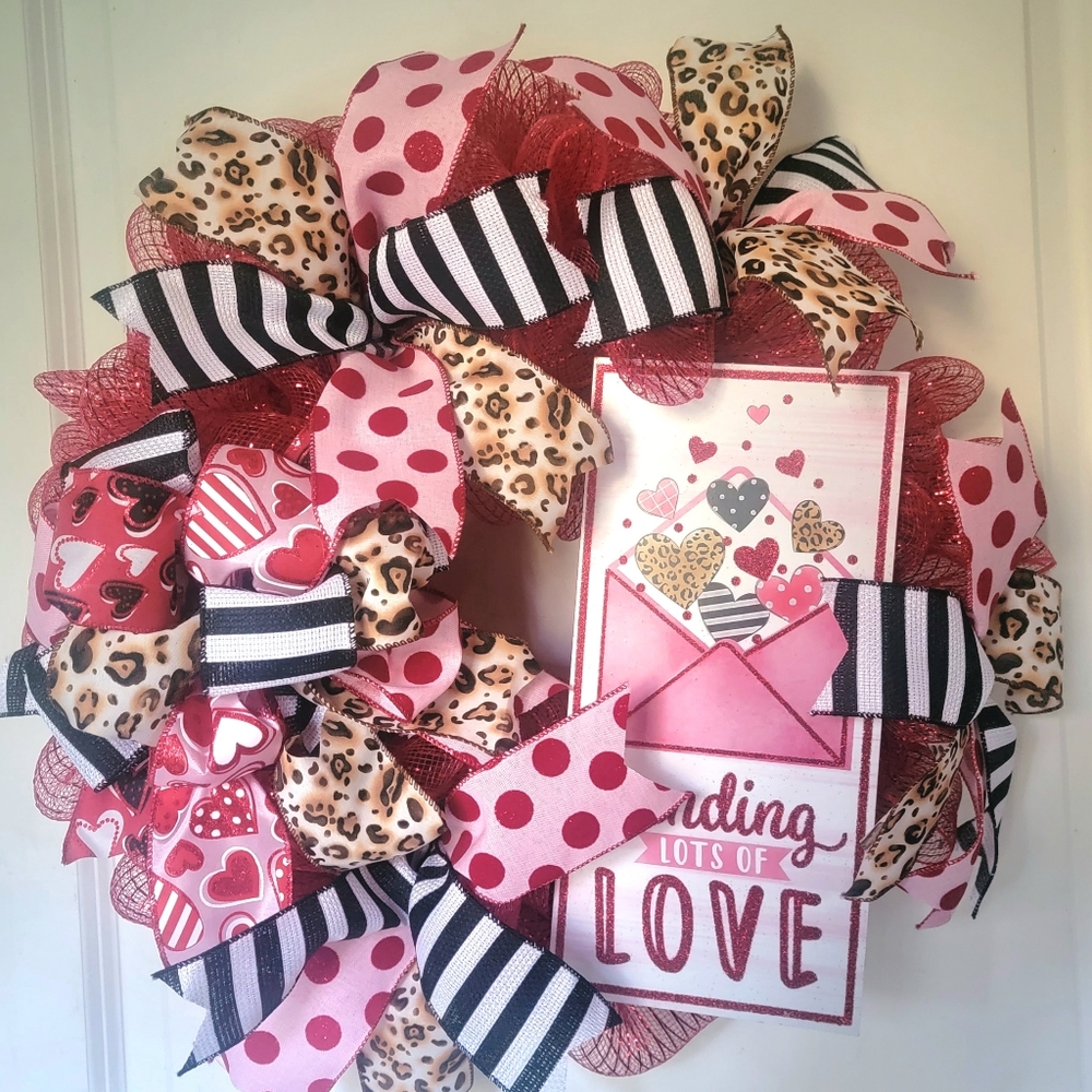 Love Wreath Sending Lots of Love Deco Mesh Bows Anniversary Birthday Quinceañera